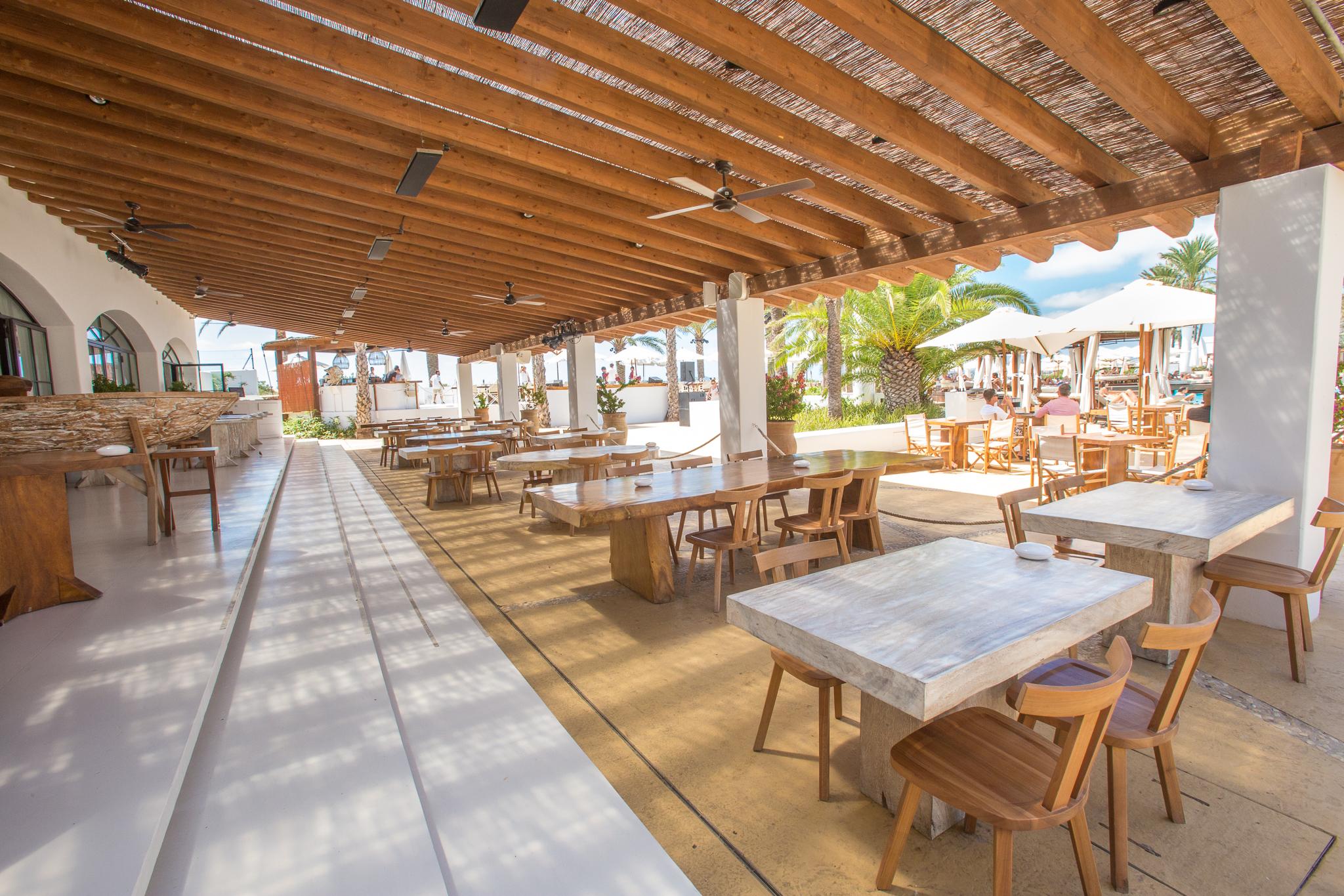 戴斯提诺帕查度假村 Playa De Talamanca 外观 照片